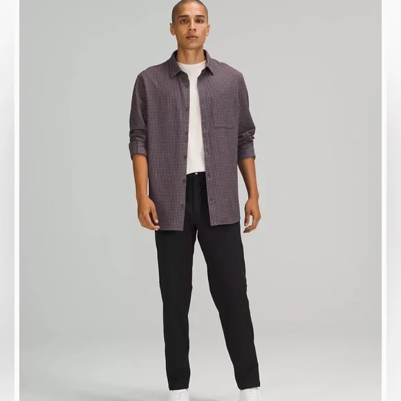 Lululemon - Commission Slim-Fit Pant
Warpstreme - Black - Picture 2 of 5